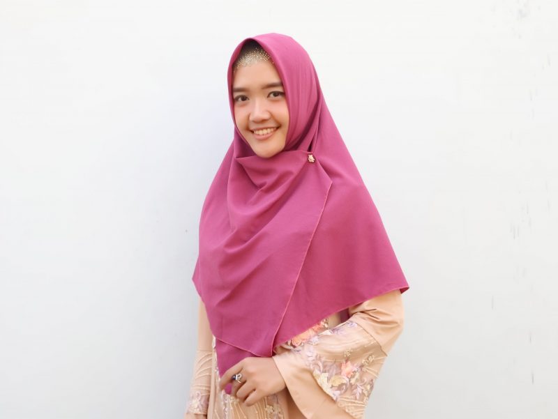 Jilbab Segiempat Diamond Ukuran 110 cm x 110 cm - Grosir Jilbab