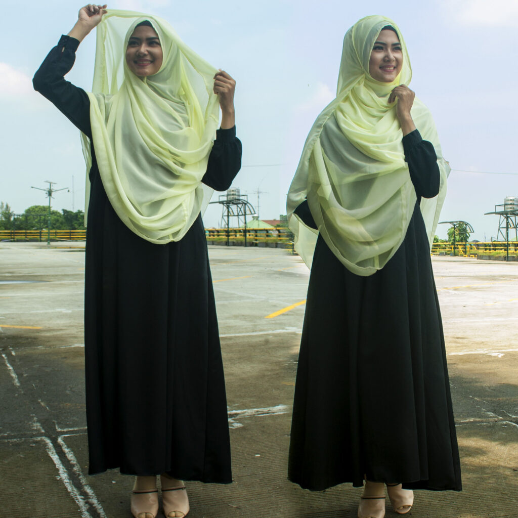 Warna Hijab Yang Bikin Wajah Cerah Untuk Kulit Sawo Matang